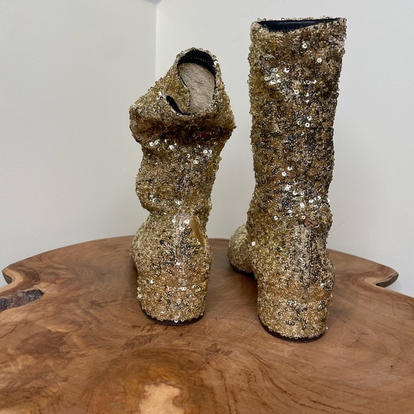 Dolce and Gabanna gold sequin sock booties 7.5 - Picture 6 of 14